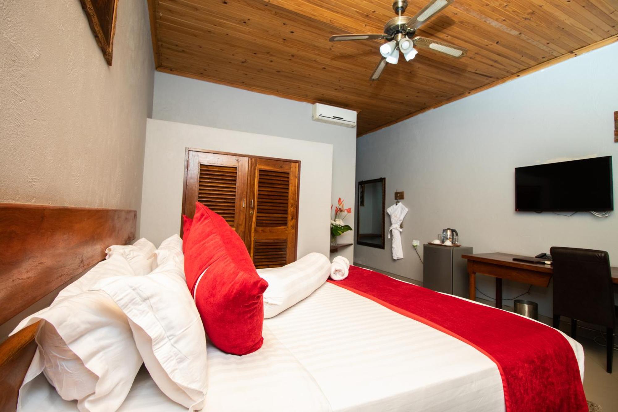 Sherbourne Lodge Kitwe Buitenkant foto
